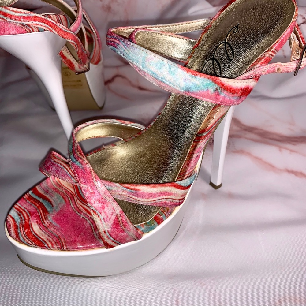 Ellie shoe’s Pink & white platform sandals